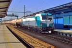 UniPetrol 383 052 hauls an LPG train through Breclav on 20 September 2018.