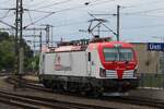 ORLEN took over UniPetrol a few years ago, but still gives room to the overtaken company, as is evident in the passing by of 383 071 at Usti nad Labem hl.n.