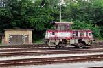 CD shunter 704 006 stands at rakovník on 10 June 2022.