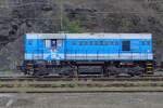 The loco driver of EZ 740 559 checks at Beroun on 19 September 2018 if everything is going as planned.