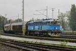 ING-sponsored 753 761 hauls a freight into Ostrava hl.n. on 23 September 2017.