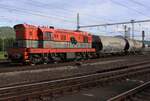 A few minutes after the last picture, ex-KDS 770 529 returns through Decin hl.n. with two cereal wagons on 27 May 2025.