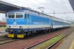 CD 163 064 calls at Ostrava hl.n. on 28 May 2015.