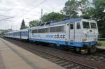 CD advertiser 163 065 stands in Pardubice-Pardubicky on 25 May 2015.