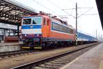 On 2 January 2017 ES499-1001 calls at Praha hl.n. -the loco was returned to her original state from 362 001.