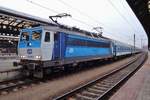 CD 362 046 waits in Praha hl.n. on 2 January 2017.