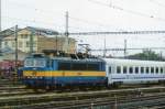 CD 363 111 with EC 'SOBIESKI' to Krakow via Ostrava leaves Breclav on a rainy 22 May 2008.