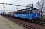 CDC 363 506 leaves Praha Liben an hour after arrival on 5 April 2017.