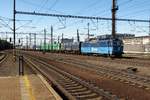 CDC 363 529 hauls a block train through Praha-Liben on 20 September 2020.