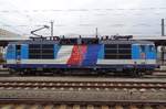 CD 371 001 stands at DResden Hbf on 8 April 2017.