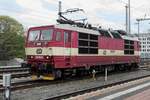 CD 371 003 oozes at Dresden Hbf on 10 April 2014 before hauling an EC train to Prague. 