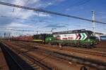 IDS Cargo 193 276 passes through Breclav on 27 August 2021.