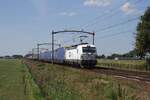 CD Cargo 193 584 hauls an intermodal train through Hulten on 2 September 2022.