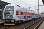 CD 471 024 stands in Ostrava Svinov on a rainy 4 May 2016.