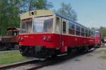 M152.0002 stands in Luzna u Rakovnika on 11 May 2024. M152 is now Class 810, a once ubiquitious Class of railway cars but are becoming extinct in a few years.