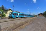 ARRIVA vlaky 845 320 calls at Luzna u Rakovnika on 10 May 2024.