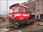 SZDC Heavy small car MUV 71.1 011 in Main railway station Praha at 27.11.2012.