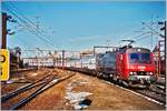 Two DSB EA with SBB IC 2000 Train rended by trhe DSB fpr the comuter-trafig in Osterport by Kobenhavn.