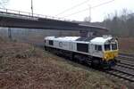 ECR 077 022 passes Duisburg Abzw Lotharstrasse on 30 January 2018.