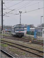 I wanted to take the opportunity once again (and probably for the last time) to photograph the SNCF BB 67500 in scheduled service.