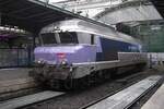 On 19 September 2011 SNCF 72186 oozes at Paris Gare de l' Est.