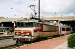 Scanned picture of 15008 with Belgian I-11 coaches in Metz-Ville on 21 Mai 2005.