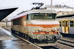 On 2 August 2000 SNCF 22215 runs light through Nancy-Ville.