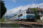 The SNCF BB 22314 runs wiht his TER from Lyon to Geneva trough the Pougny-Chancy Station.