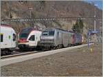 The SBB Re 6/6 11615 (Re 620 015-8) Kloten with the SNCF BB 26061 in Vallorbe.