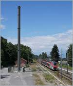 The SNCF Coradia Polyvalent régional tricourant Z 31519 comming from Coppet is approching  the Evain les Bains Station.
