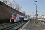 The SNCF Léman Express Z 31515 is waiting for the next service, during the TGV from Paris is arriving at Evian les Bains, his terminate station.