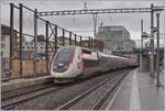 TGV Lyria (rame 4716) in Renens VD on the way to Paris Gare de Lyon.