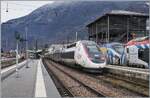 A major day for the SNCF: Over this holiday weekend, a large number of passengers are traveling to the Alps for their winter sports vacations, while others are already heading back home. For this reason, I traveled to Saint-Gervais-des-Bains-Le Fayet to observe the TGV holiday traffic; at a station otherwise served exclusively by TER regional trains, there were quite a few TGV trains to be seen.

February 21, 2026