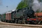 Steam shuttle train with 141 TB-407 enters Longueville on 19 September 2010 during the Steam Weekend of the AJECTA.