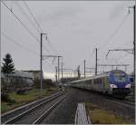 A SNCF TER 200 is leaving Basel St. Johann.
05.03.2016