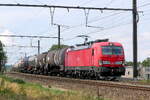 Die DB Cargo 193 354 mit einem Kesselwagenzug vom Hafen Antwerpen nach Deutschland. Siemens Vectron MS Baujahr 2018 mit der Fabriknummer 22477. Strecke 27A am Flughafen Antwerpen. 10-08-2026
