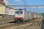 On 14 September 2011 Crossrail 186 907 already had lost her markings when hauling a Basel bound intermodal through Pratteln.