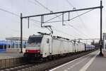 NIAG 186 236 hauls a cioal train through Blerick on 16 March 2022.