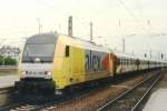 Scanned picture of DispoLok ER 20-002 with the first ALEX at Mnchen Hbf on 27 December 2001. Five years later, Siemens DispoLok was swallowed up by MRCE.