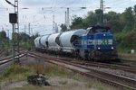 NIAG 31 hauls a short cereals train through Rheinhausen on 16 September 2016.