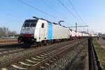 KRE 186 493 stands at Blerick-Stadler on 5 March 2022.