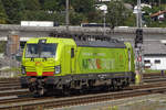 TX Log 193 558 takes a break at Kufstein on 17 September 2019 after having brought in a service from Brennero. At Kufstein, she will be attached toan intermodal train toward Brennero, because due to the gradients, extra traction and sometimes banking is needed between Kufstein and Brennero.