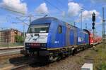 On 27 May 2025 ER20-015 pushes a regional train to Leipzig Hbf out of Chemnitz Hbf.