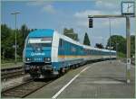 The 223 062 is arriving with the  Alex  from Mnchen in Lindau on time.