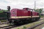 From the Traditions-Bw Stassfurt, 112 364 has arrived at Nördlingen on 26 May 2022 and runs round through the station.