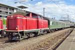 Ex-DB 211 041 quits Trier with a museum train on 28 April 2018. 