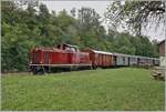 The 211 041-9 (92 80 1211 041-9 D-NeSA) with his service form Zollhaus Blumberg to Weizen in Epfenhofen. 

27.08.2022