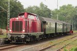 Ex-DB 212 007 quits the S-Bahn station Bochum-Dahlhausen on 16 September 2016.
