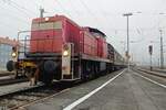 On 2 January 2020, DB 294 593 shunts a local freight at Singen (Hohentwiel).