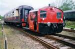 KöF 4737 hauls a Rheingold coach through the area of the DGEG-Museum in Bochum-Dahlhausen on 17 July 1999.